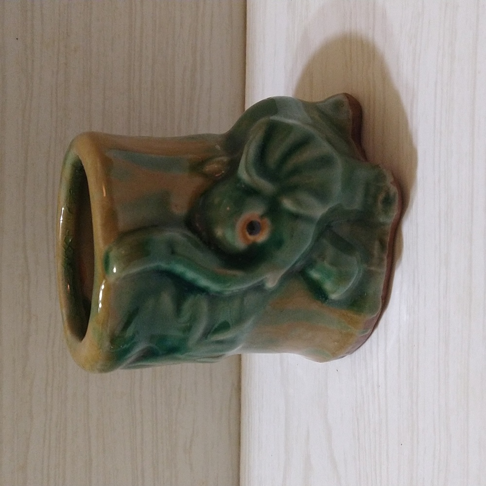 Vintage 1940's/50's Mid Century Majolica Style Elephant Planter